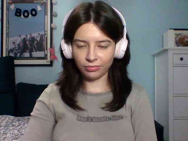 LariceHot webcam