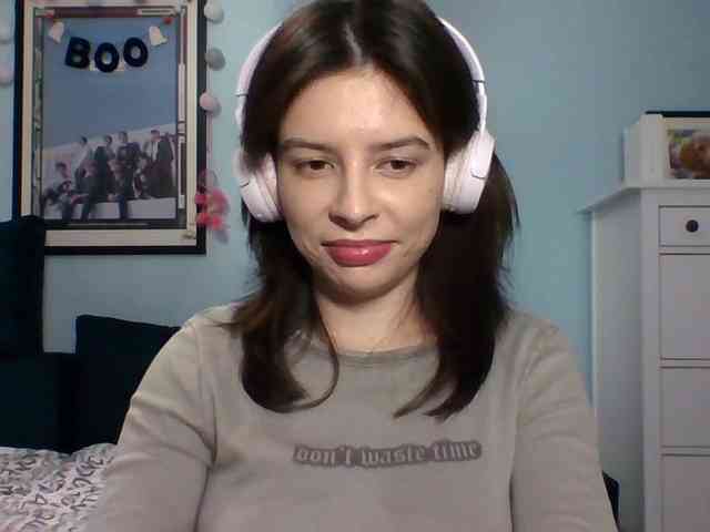 LariceHot webcam