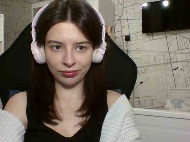 LariceHot webcam