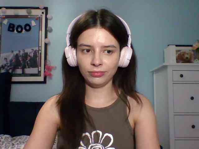 LariceHot webcam