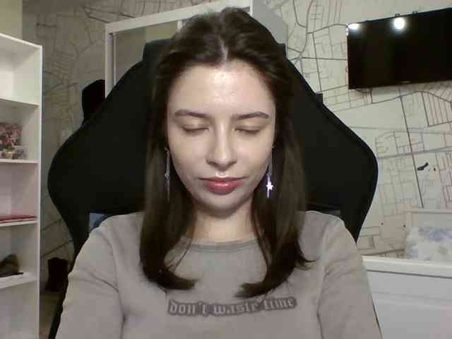 LariceHot webcam