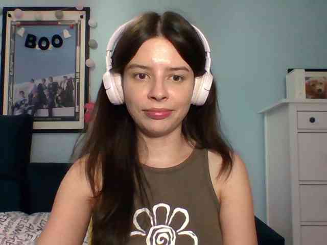 LariceHot webcam