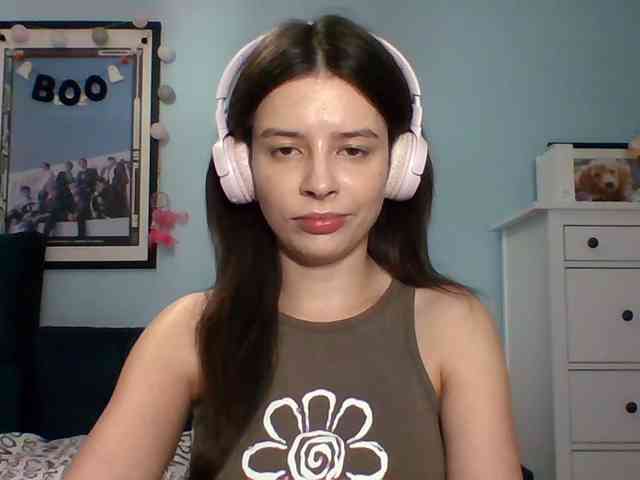 LariceHot webcam