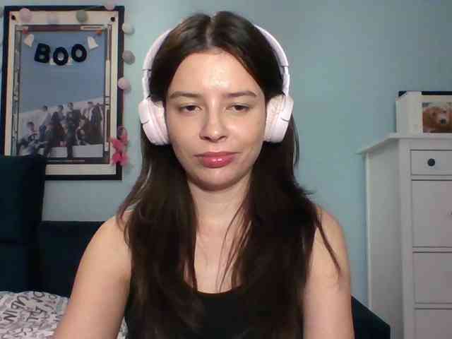 LariceHot webcam