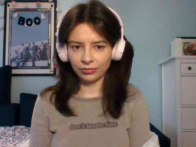 LariceHot webcam