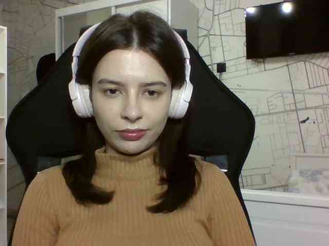 LariceHot webcam