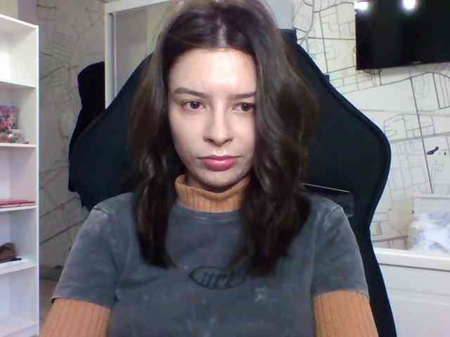 LariceHot webcam