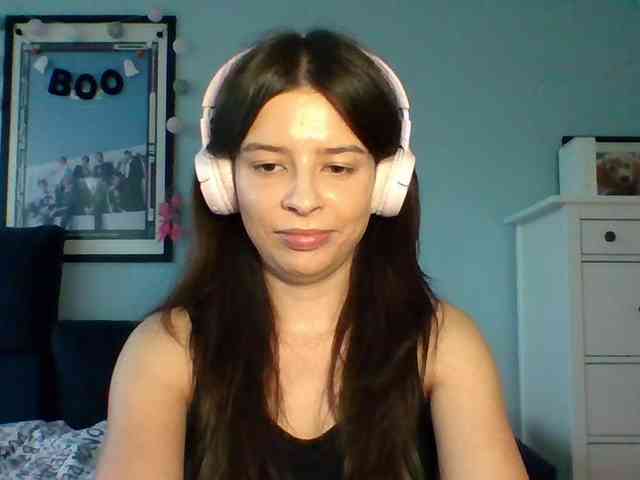 LariceHot webcam