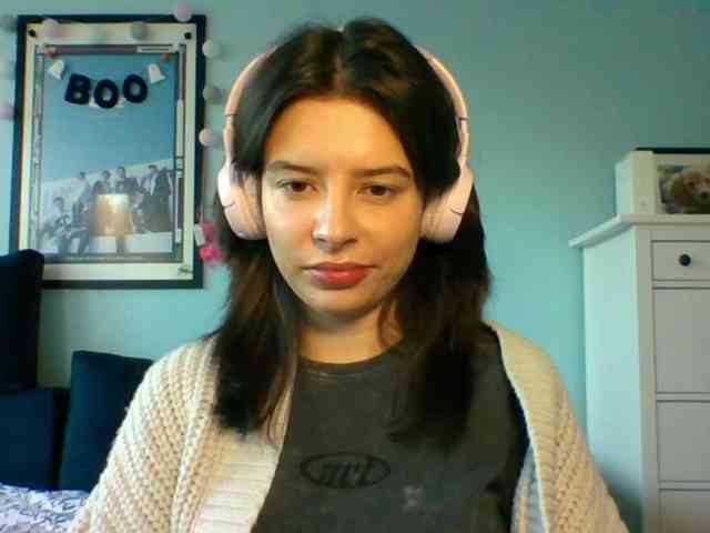 LariceHot webcam
