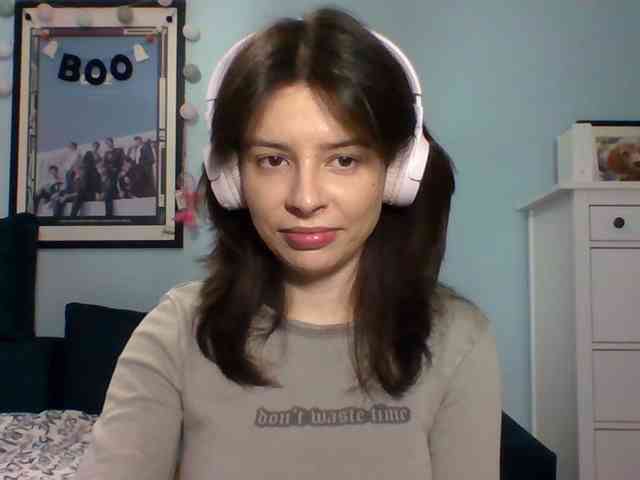 LariceHot webcam