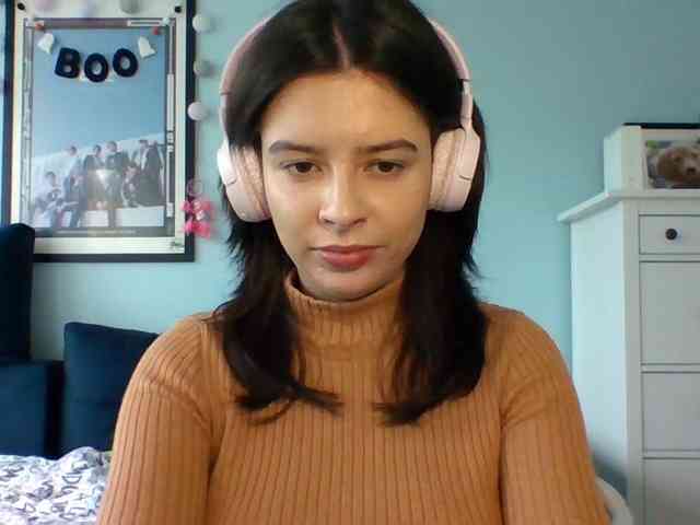 LariceHot webcam