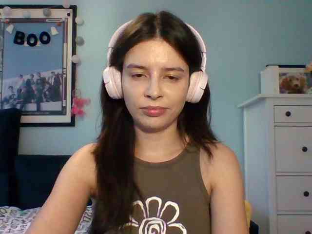 LariceHot webcam