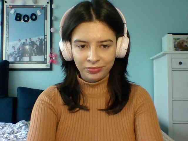 LariceHot webcam