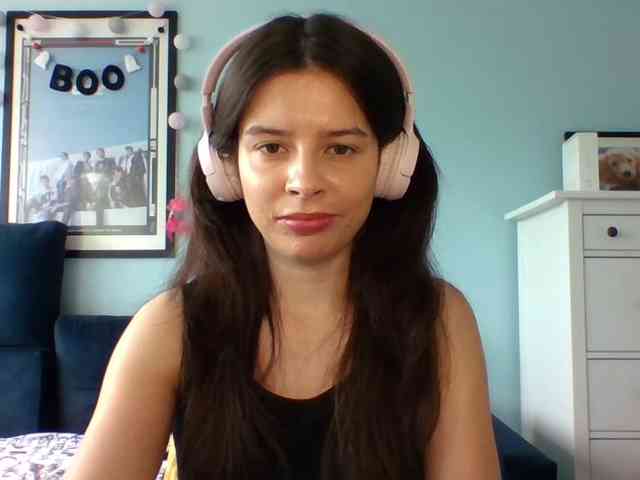 LariceHot webcam