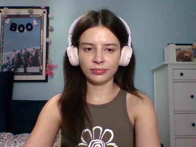 LariceHot webcam