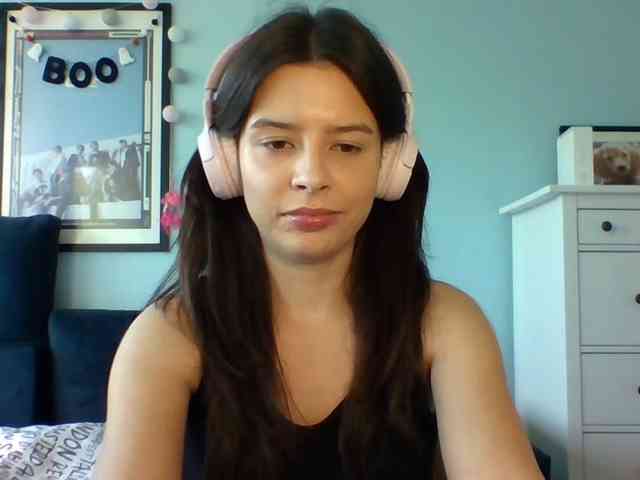 LariceHot webcam