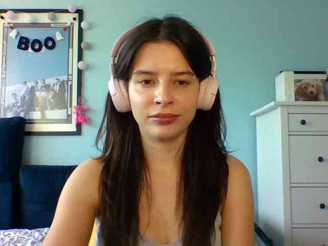LariceHot webcam