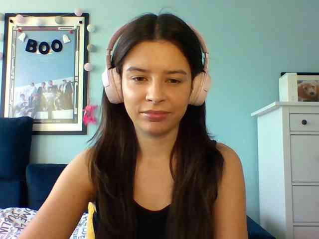 LariceHot webcam