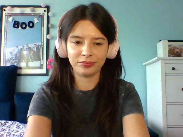 LariceHot webcam