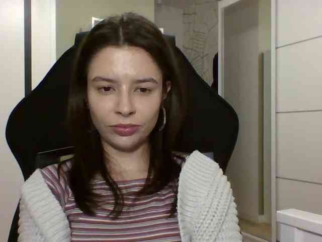 LariceHot webcam