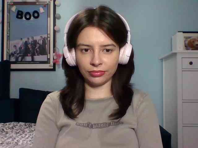 LariceHot webcam