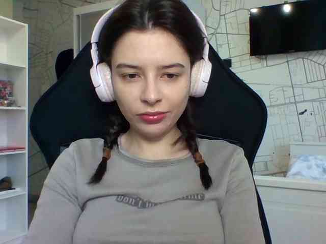 LariceHot webcam