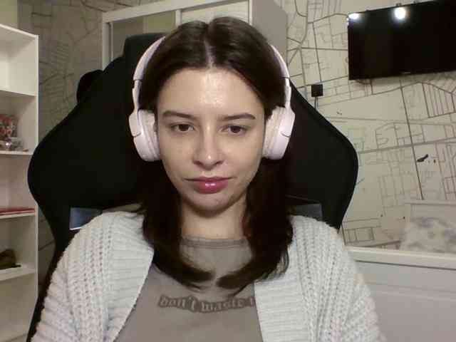 LariceHot webcam
