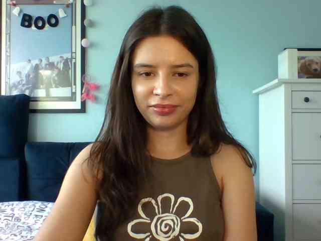 LariceHot webcam