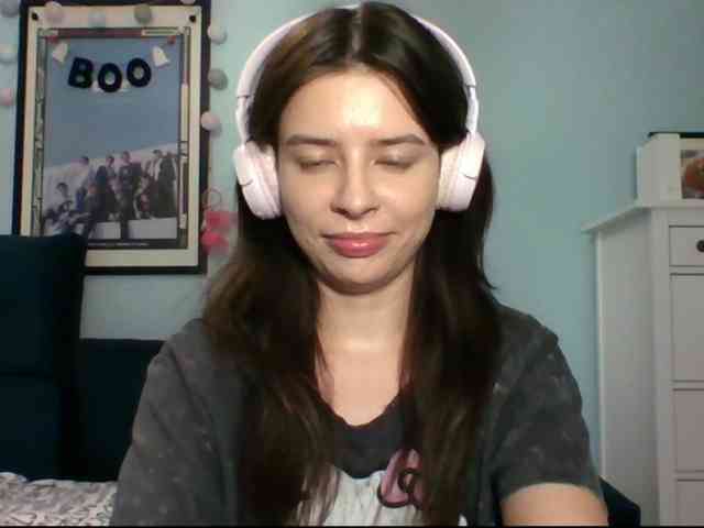 LariceHot webcam