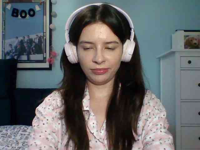 LariceHot webcam