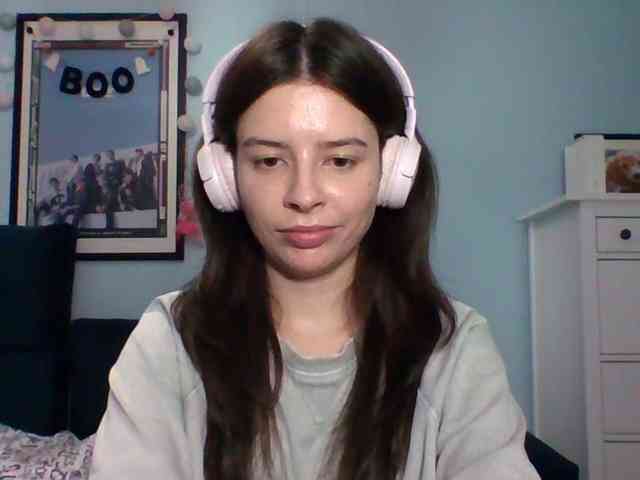 LariceHot webcam
