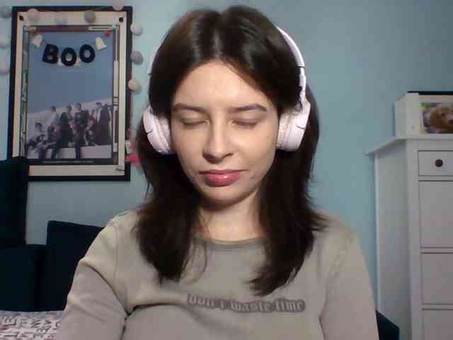 LariceHot webcam