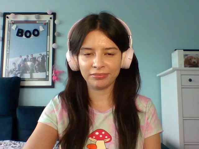 LariceHot webcam