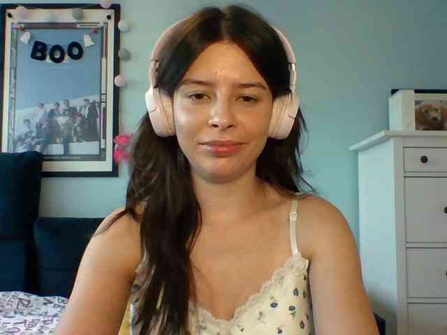 LariceHot webcam