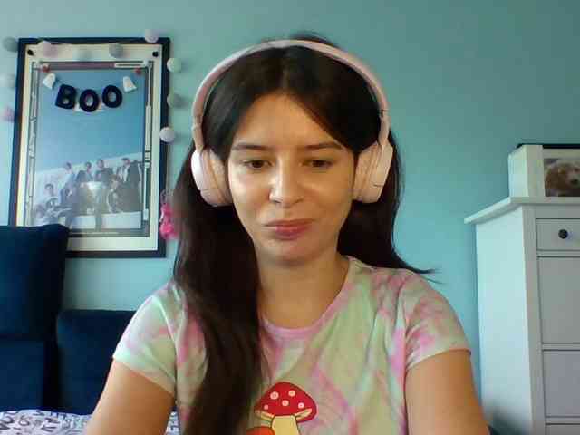 LariceHot webcam