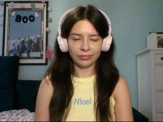 LariceHot webcam
