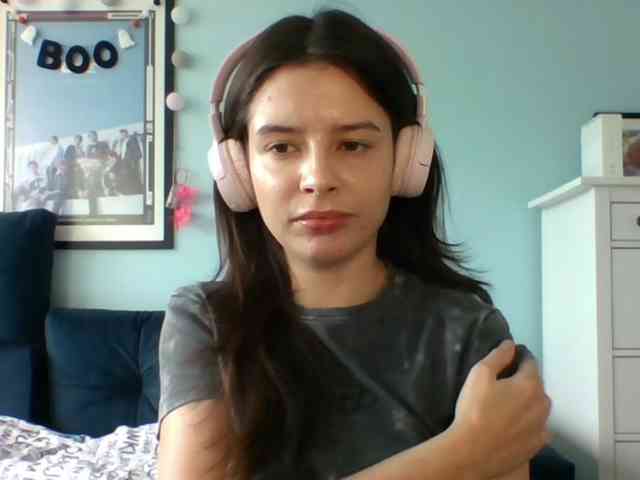 LariceHot webcam