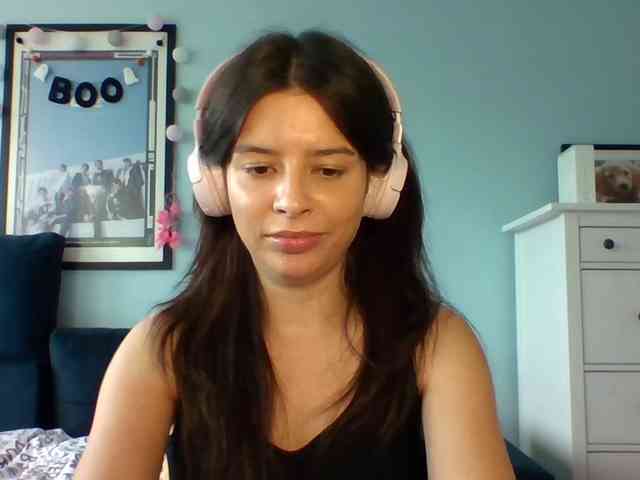 LariceHot webcam