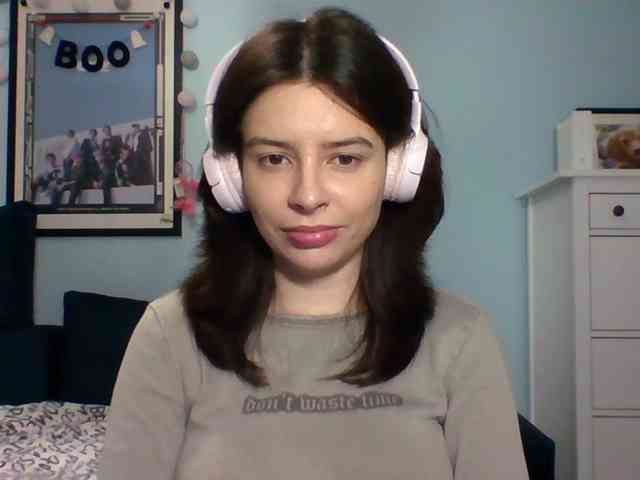 LariceHot webcam