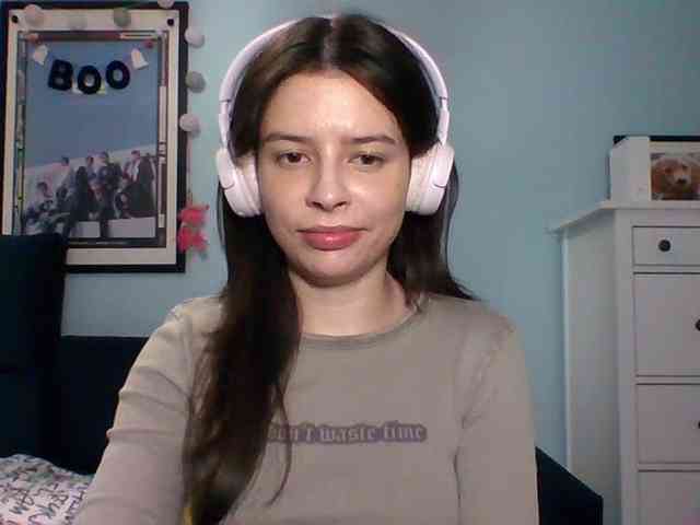 LariceHot webcam