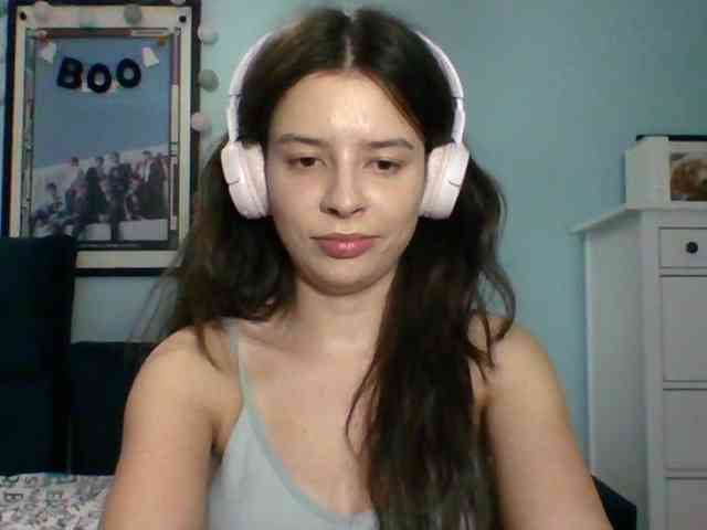 LariceHot webcam