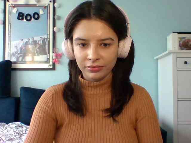 LariceHot webcam