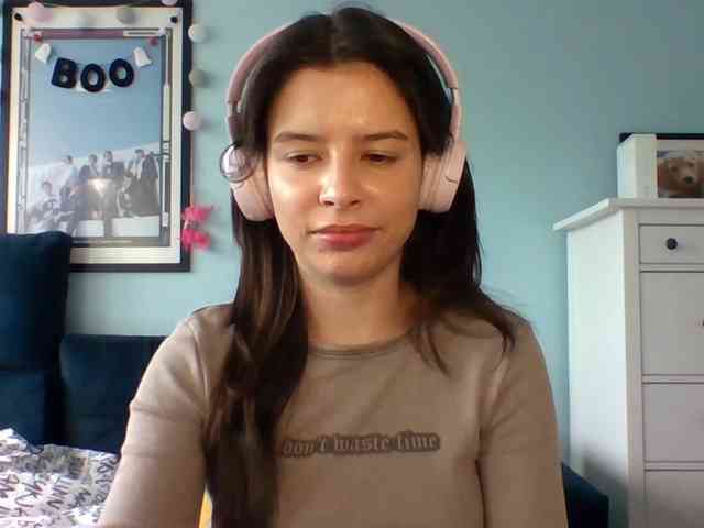 LariceHot webcam