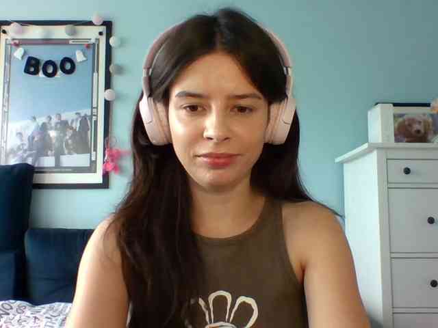 LariceHot webcam