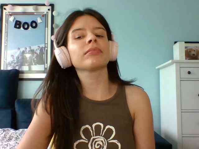 LariceHot webcam