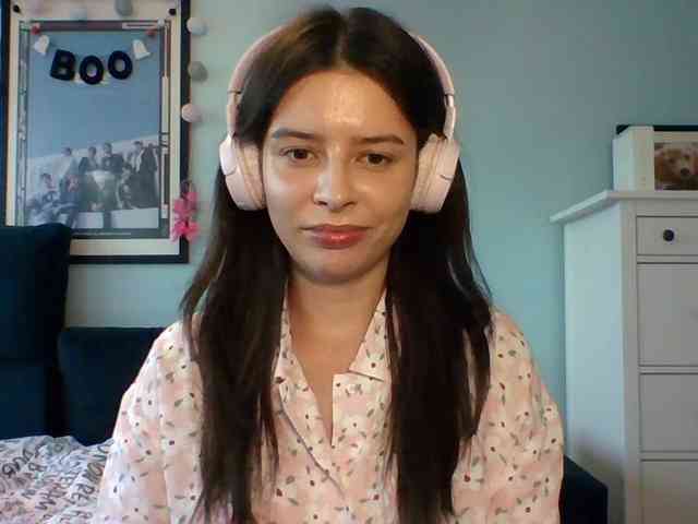 LariceHot webcam