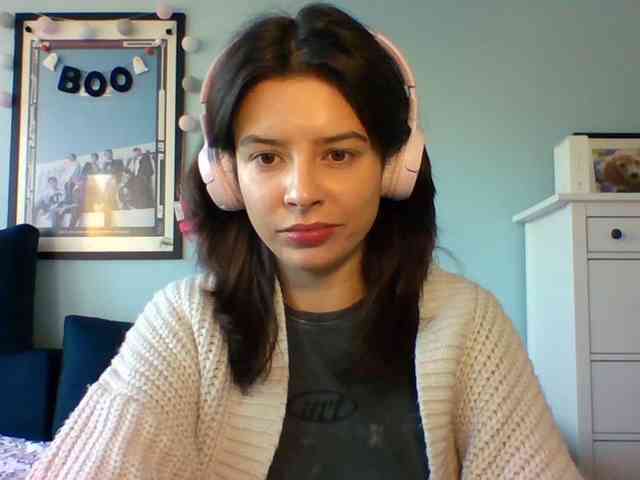LariceHot webcam