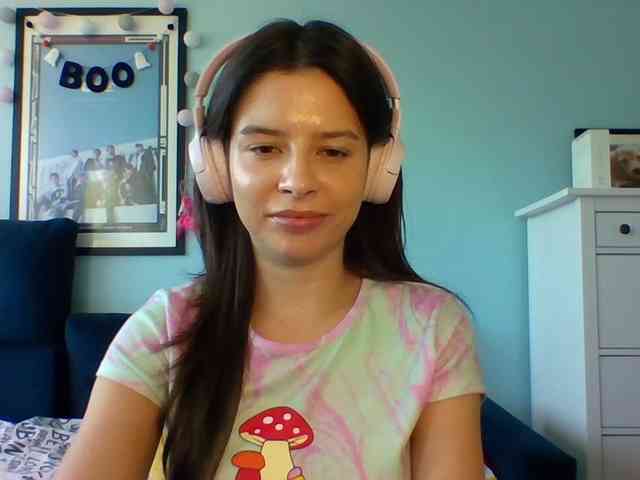 LariceHot webcam
