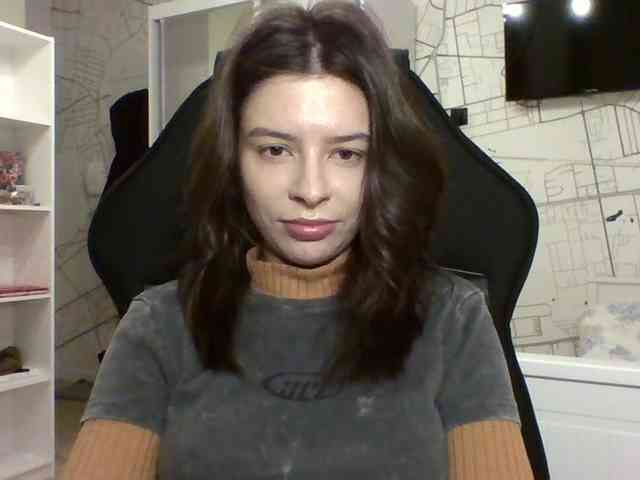 LariceHot webcam