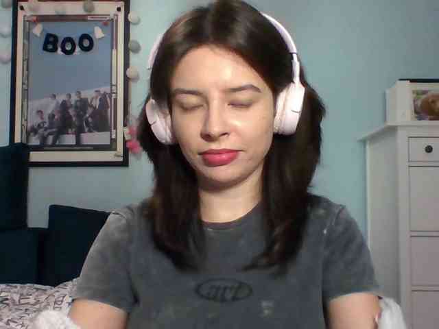 LariceHot webcam